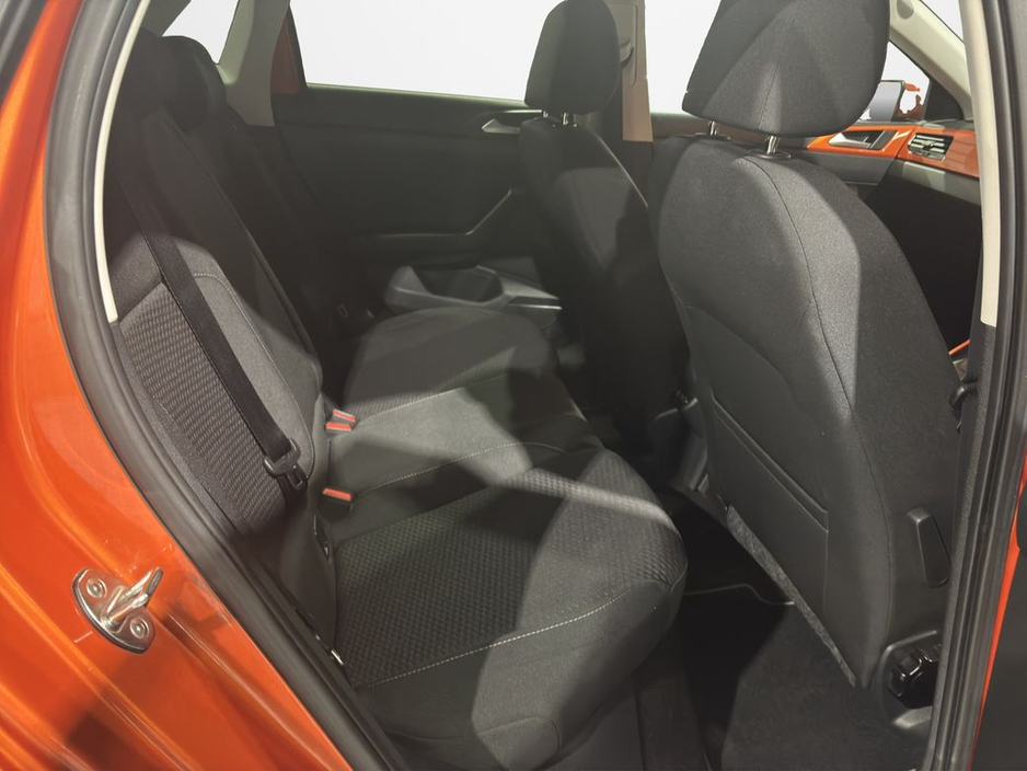 2020 Volkswagen Polo - image 13