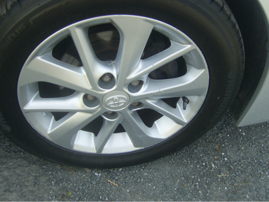 2015 Toyota Corolla - image 9