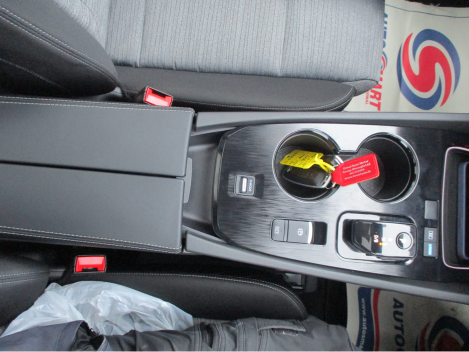 2026 Nissan X-Trail SV PREMIUM 5 SEAT MY24