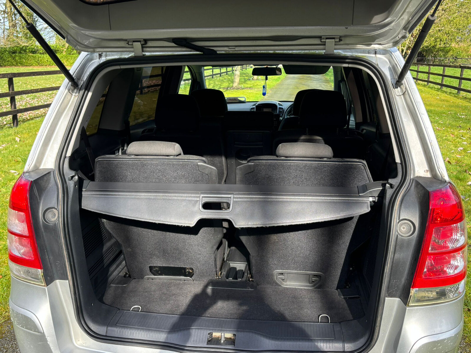 2013 Vauxhall Zafira - image 18