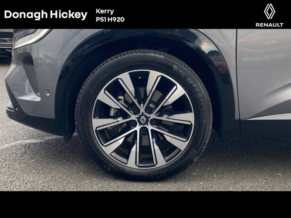 2025 Renault Austral - image 8