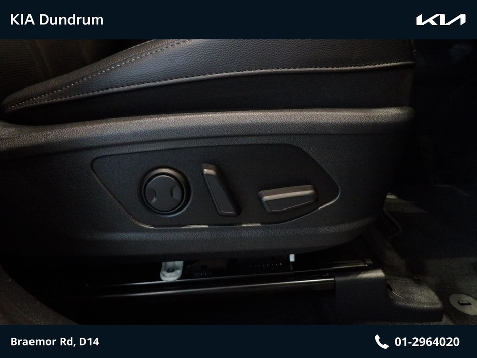 2025 Kia Sorento - image 9