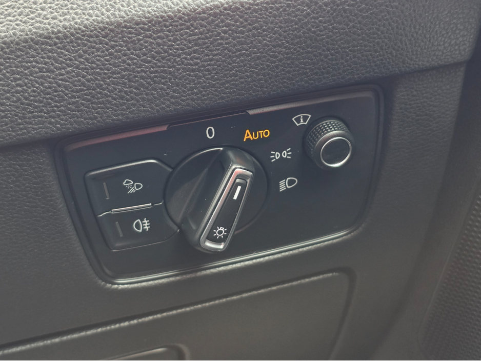 2018 Volkswagen Arteon - image 34