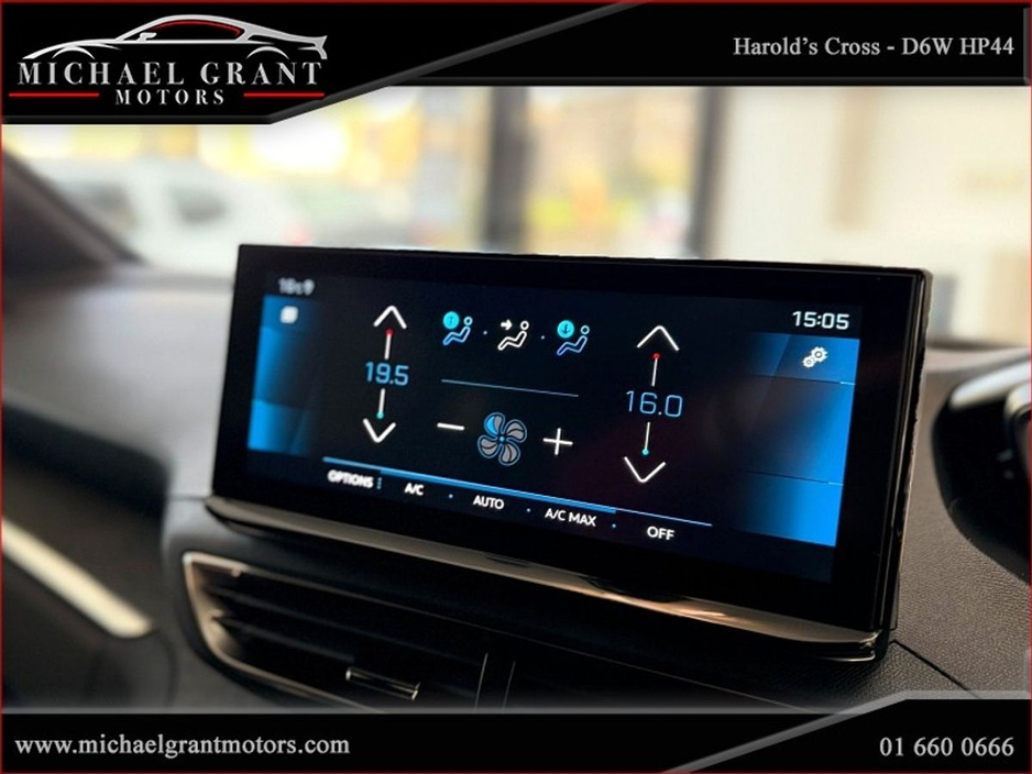 2023 Peugeot 5008 - image 29