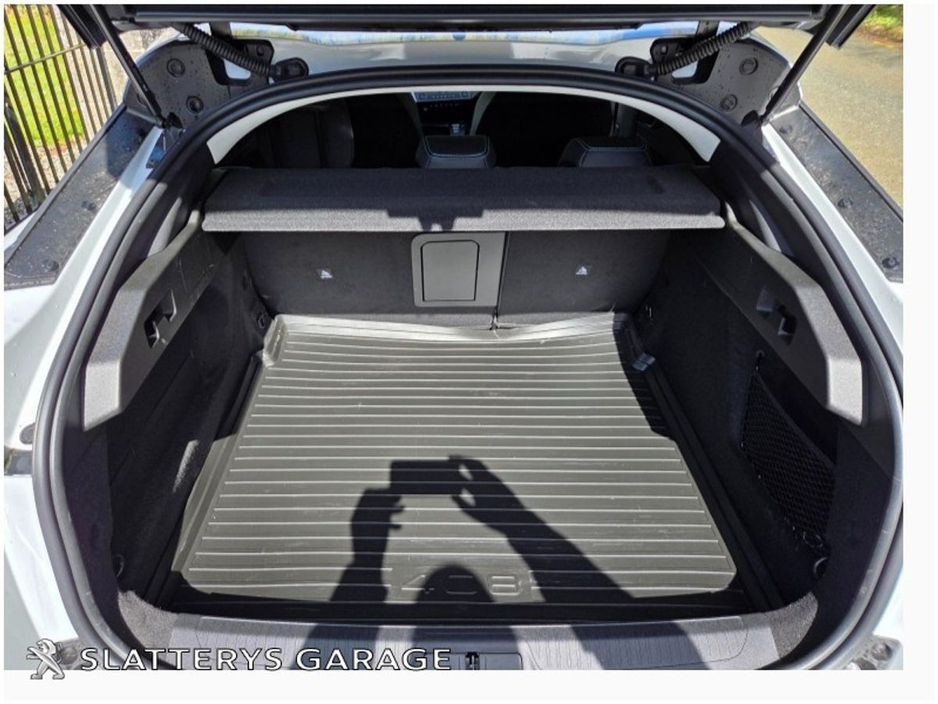 2026 Peugeot 408 - image 11