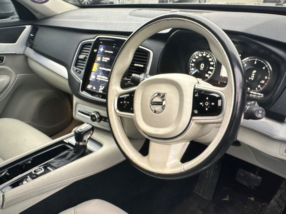 2018 Volvo XC90 - image 7