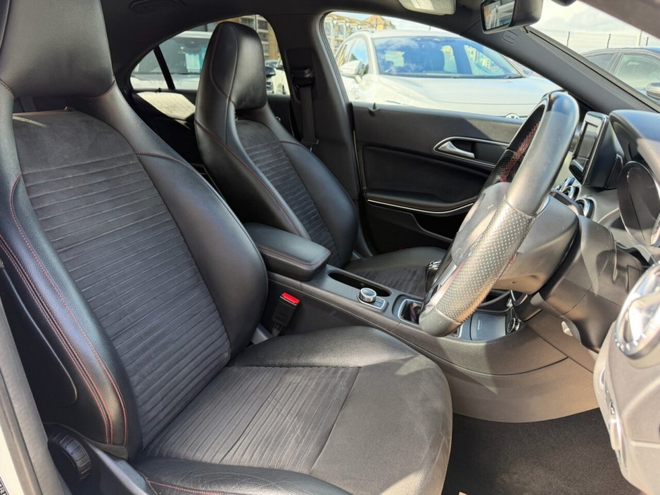 2014 Mercedes-Benz CLA Class - image 17