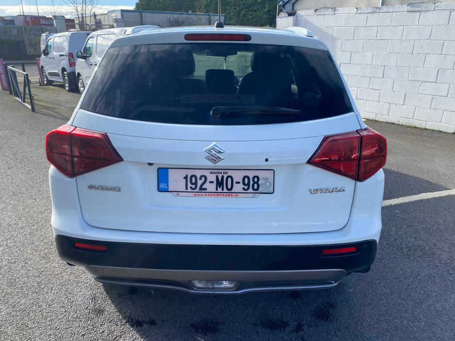 2019 Suzuki Vitara - image 6