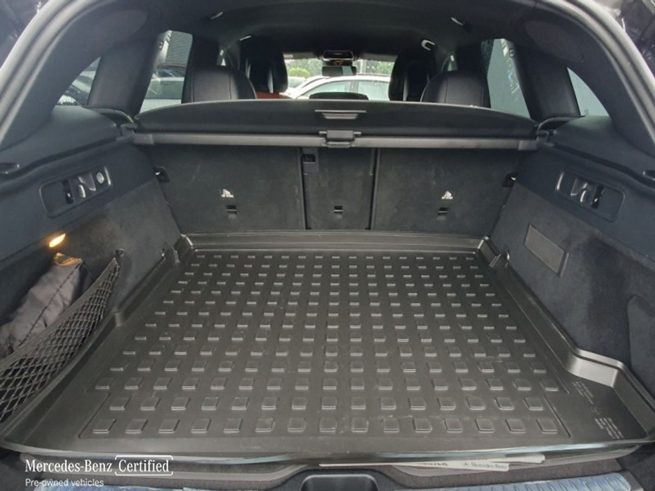 2023 Mercedes-Benz GLC Class - image 10