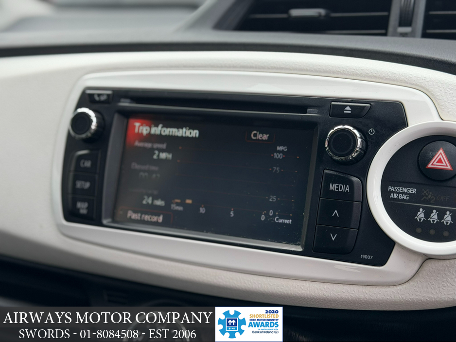 2013 Toyota Yaris 1.33 VVT-I TREND 5DR - FRESH NCT €6,950