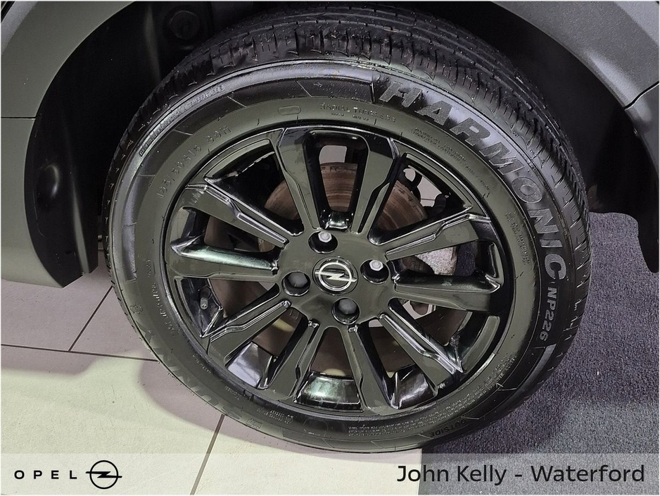 2023 Opel Crossland SRI 1.5 Turbo D 110PS €19,995