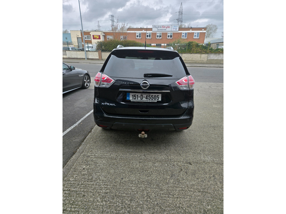 2015 Nissan X-Trail - image 3