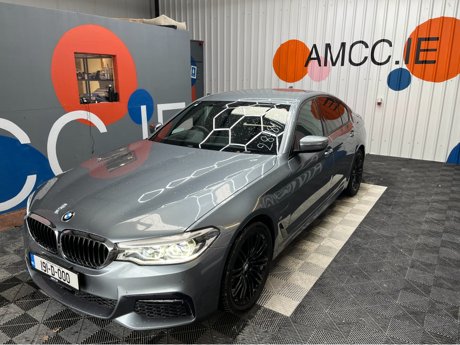 2019 BMW 5 Series - image 5