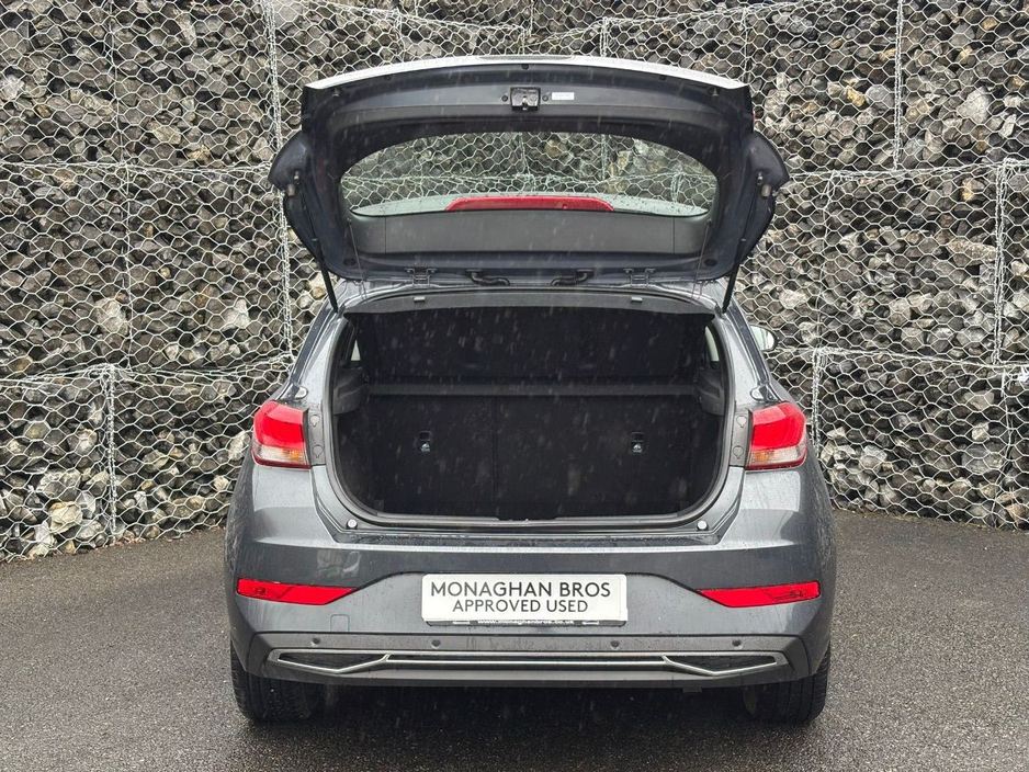 2024 Hyundai i30 - image 7