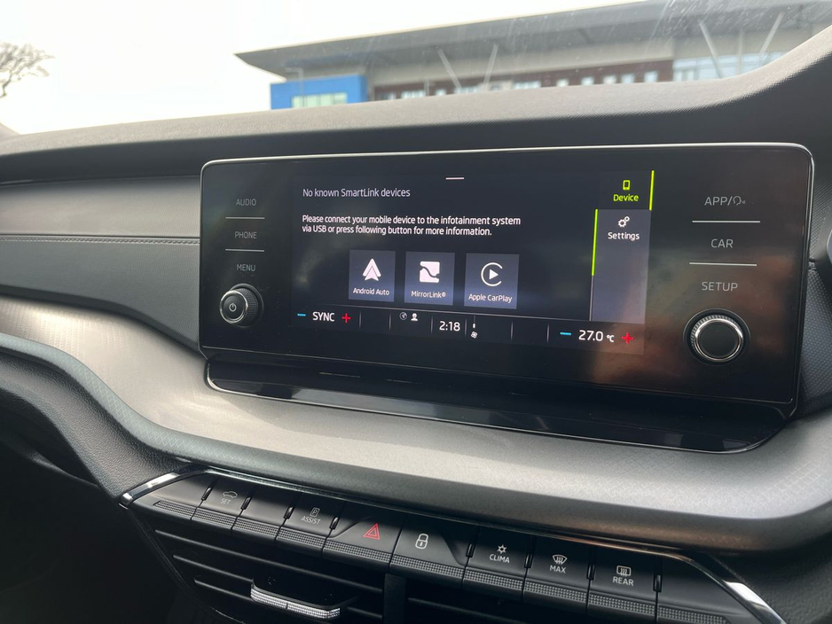 2023 Skoda Octavia - image 18