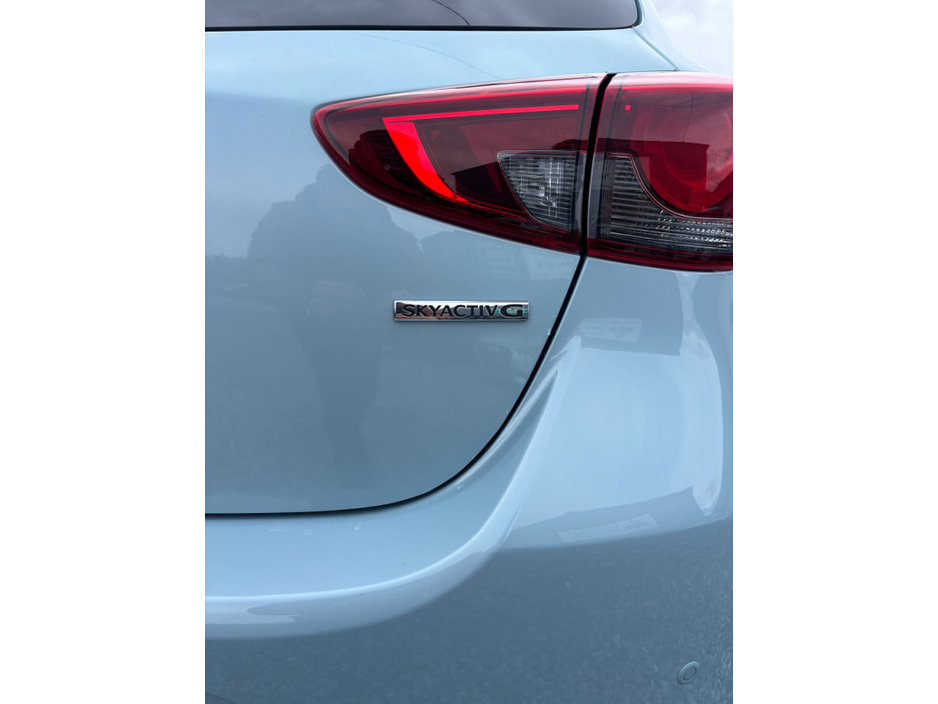 2025 Mazda Mazda2 - image 21