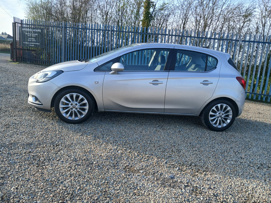 2016 Opel Corsa - image 11