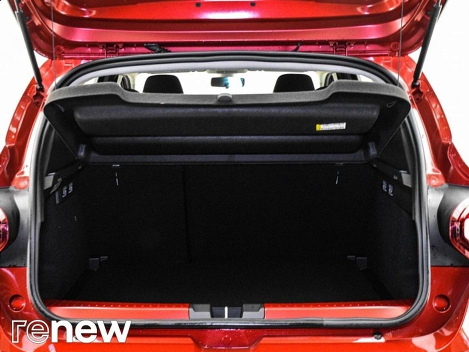 2021 Dacia Sandero Stepway - image 12