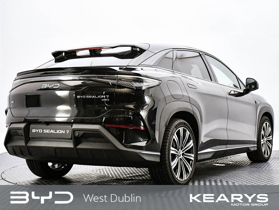 2026 BYD Sealion 7 - image 6