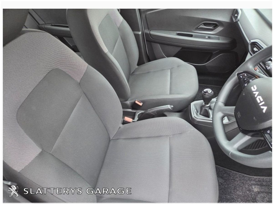 2024 Dacia Sandero - image 9