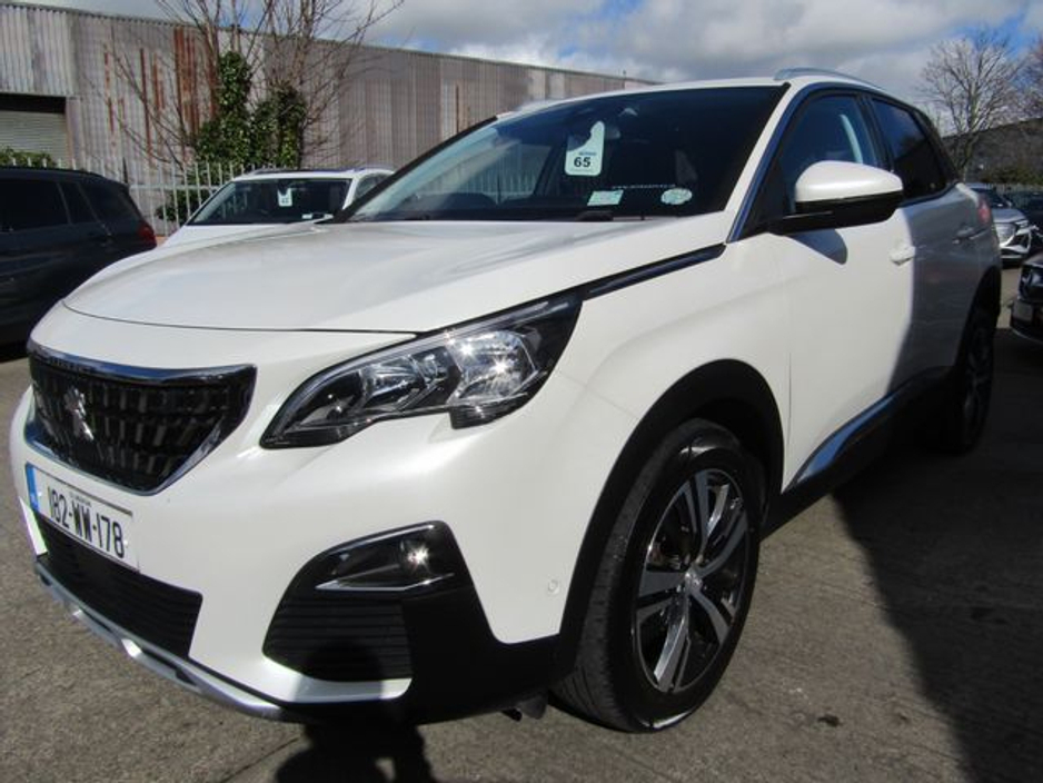 2018 Peugeot 3008 - image 3