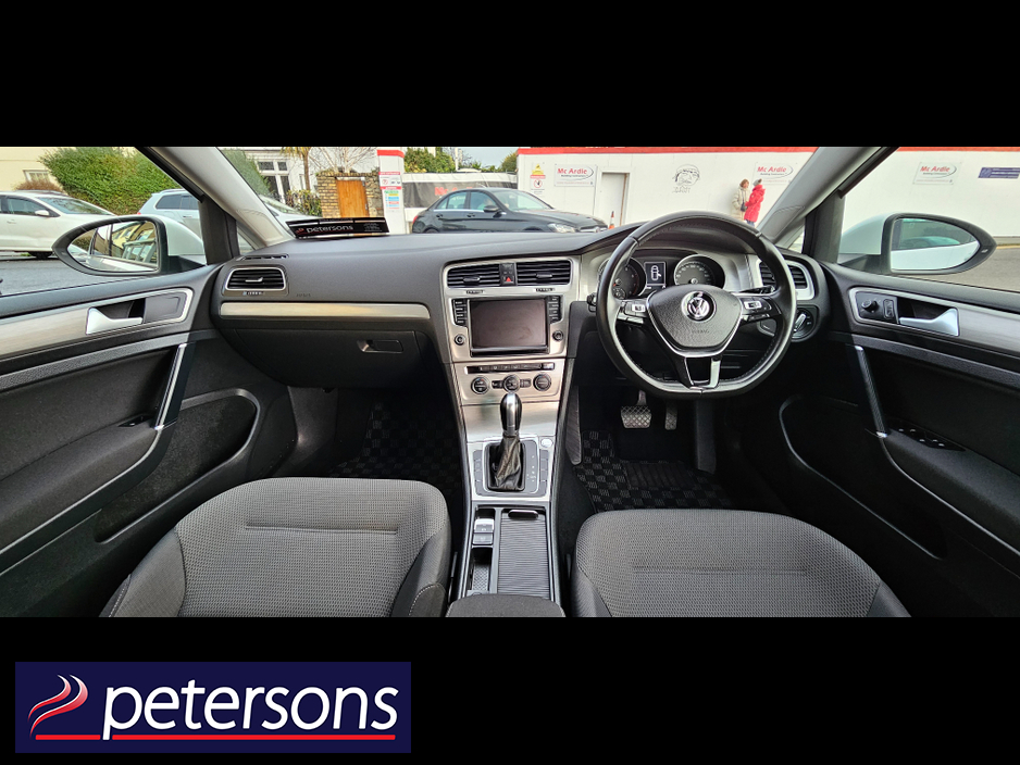 2017 Volkswagen Golf VOLKSWAGEN GOLF 1.2 PETROL AUTOMATIC - LOW MILEAGE €17,950