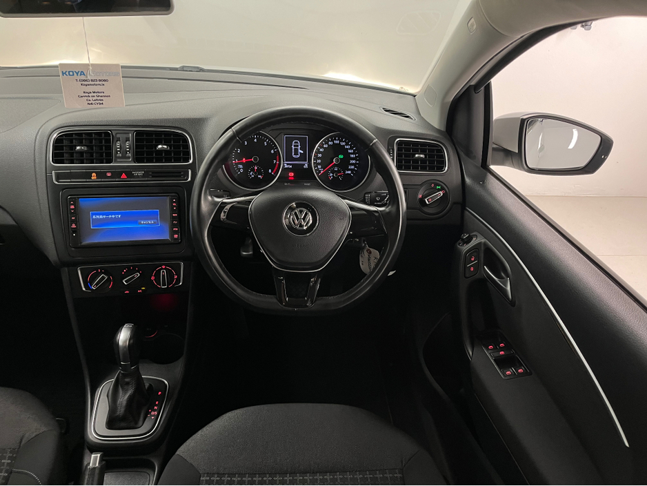2014 Volkswagen Polo - image 35