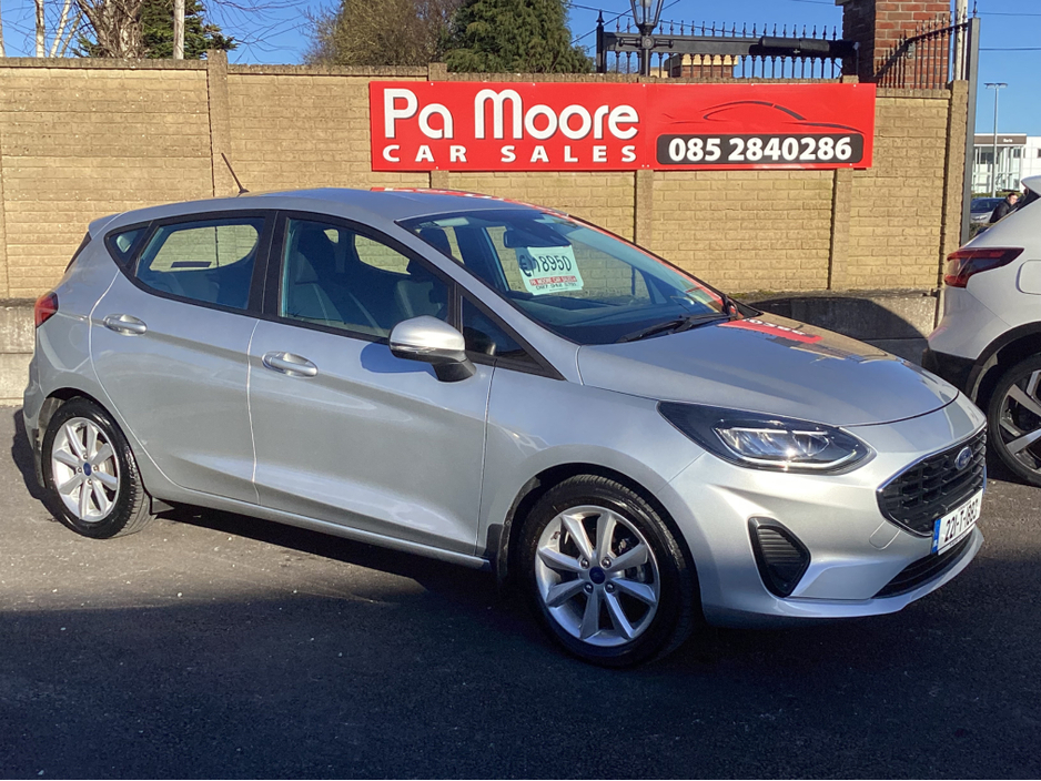 2022 Ford Fiesta - image 2