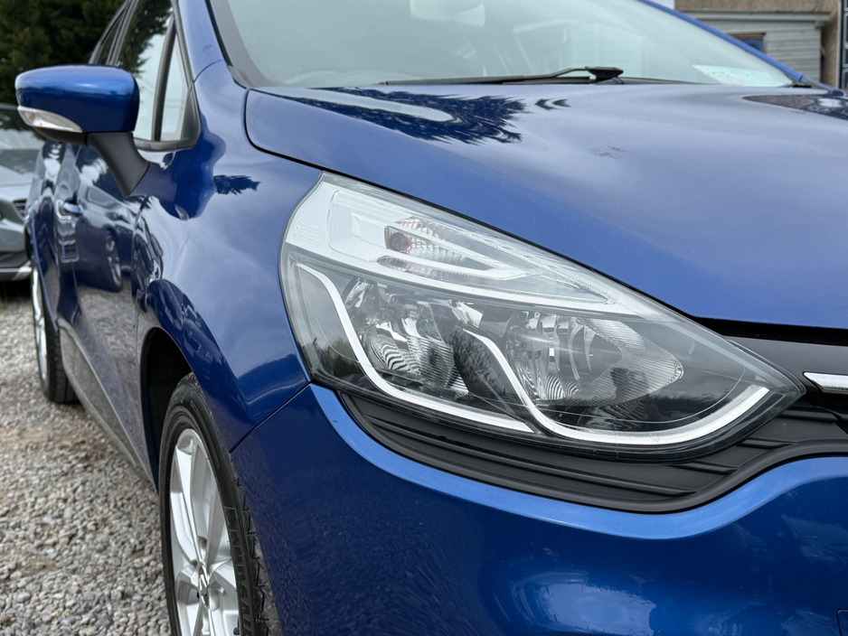 2018 Renault Clio - image 28