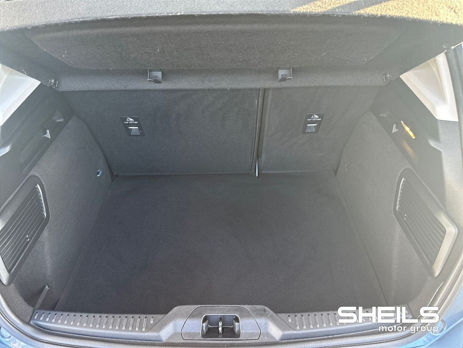 2023 Ford Focus - image 9