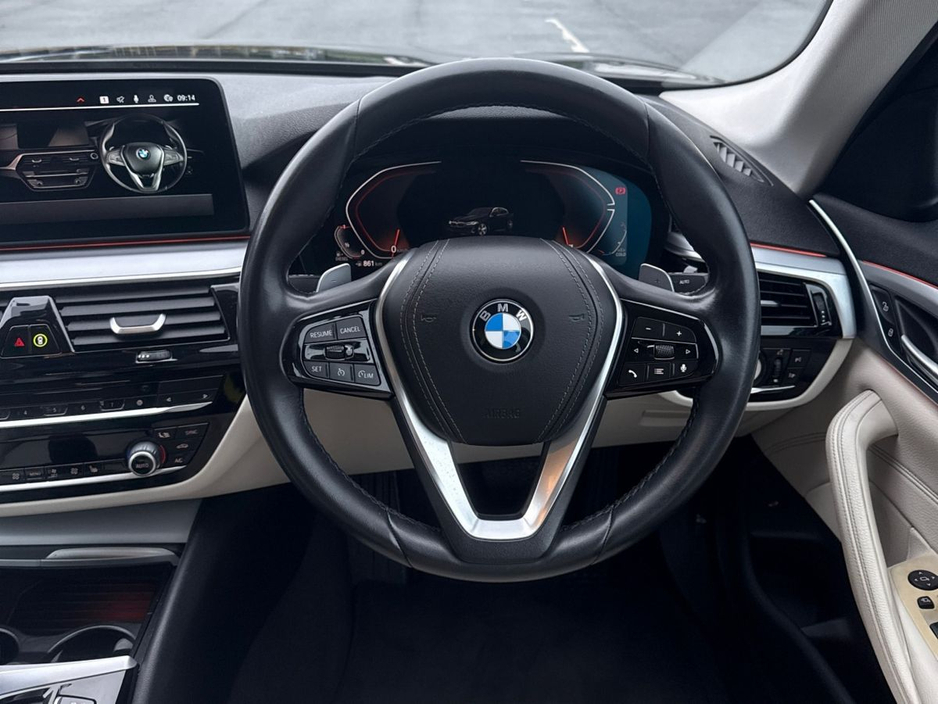 2021 BMW 5 Series 520d SE Saloon €38,950