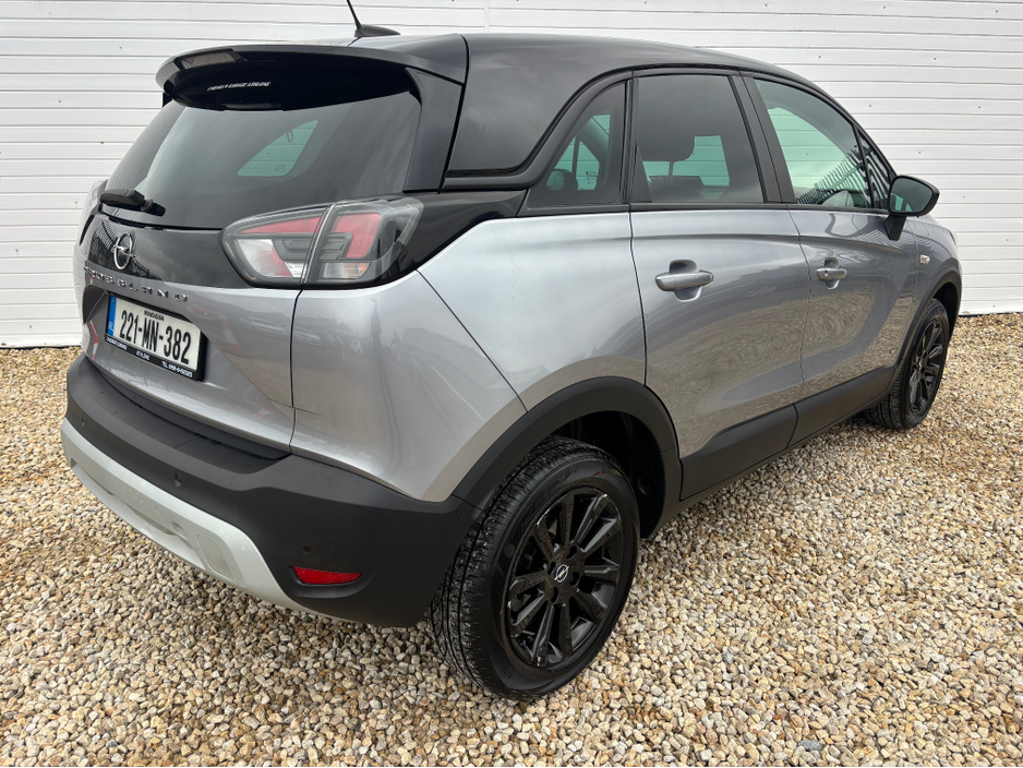 2022 Opel Crossland X - image 5