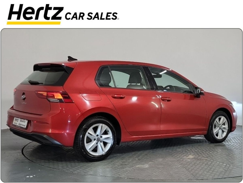 2024 Volkswagen Golf LIFE 110HP Petrol Manual €25,995