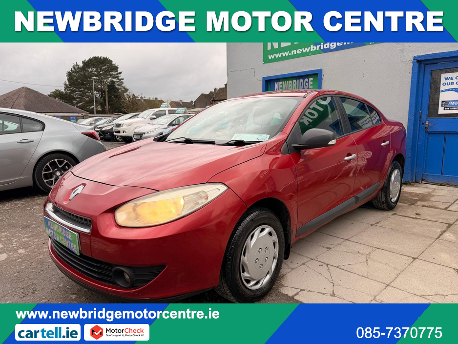 2011 Renault Fluence - image 3