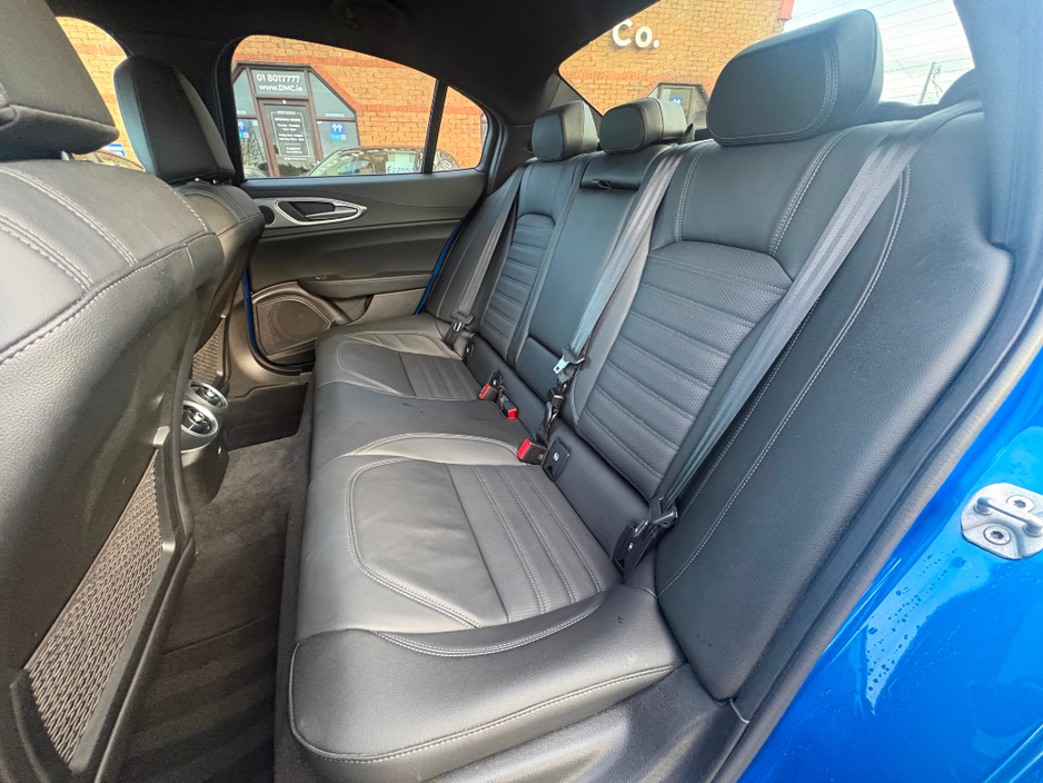 2024 Alfa Romeo Giulia - image 16