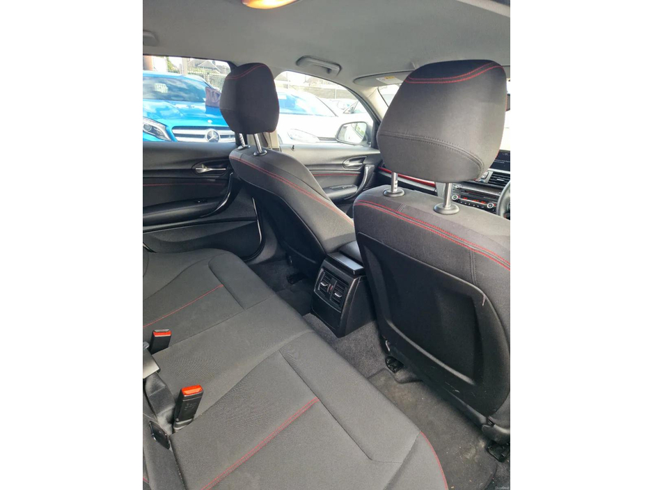 2013 BMW 1 Series - image 14