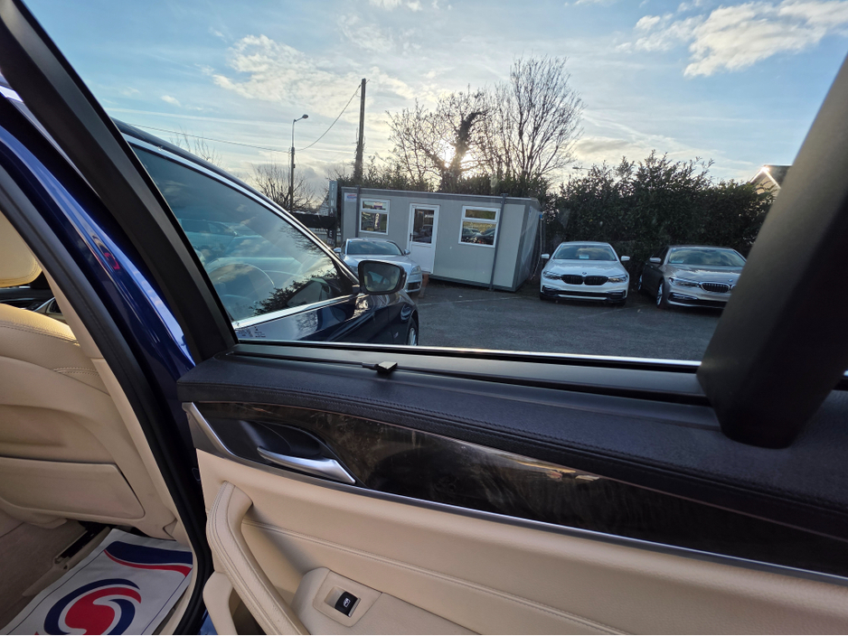 2017 BMW 5 Series 523D LUXURY UPGRADED PACK EDITION FULL LEATHER ELECTRIC HEATED SEATS - 360 REVERCE CAMERA - PRIVACY GLASS €24,950