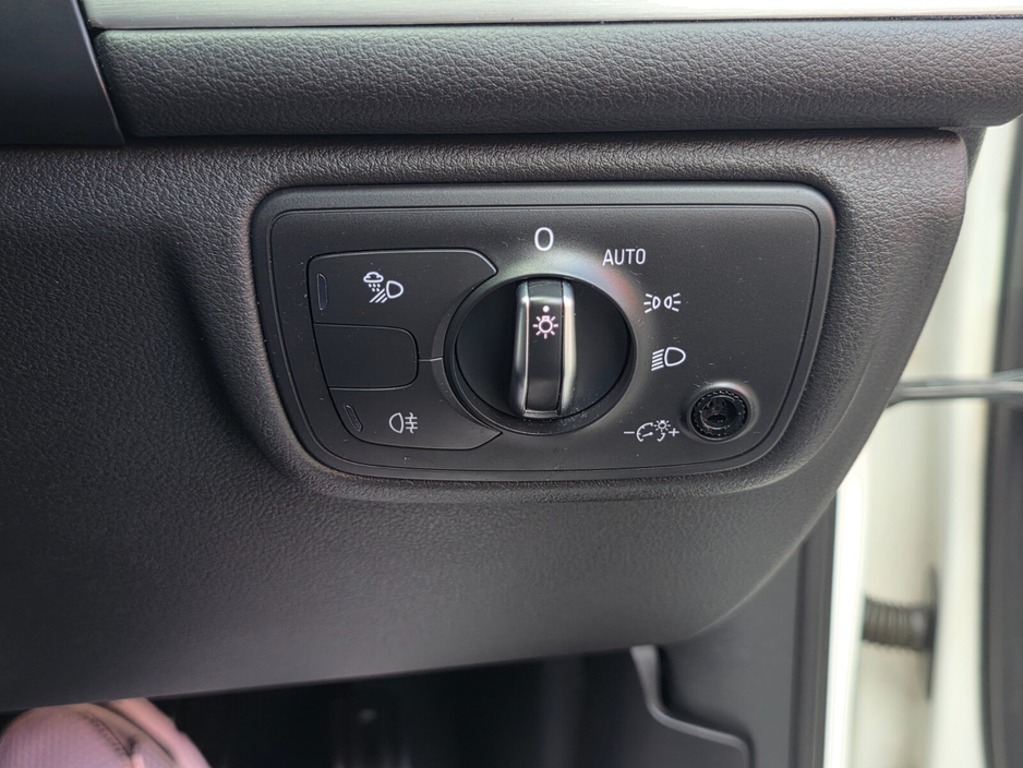 2015 Audi A6 - image 27