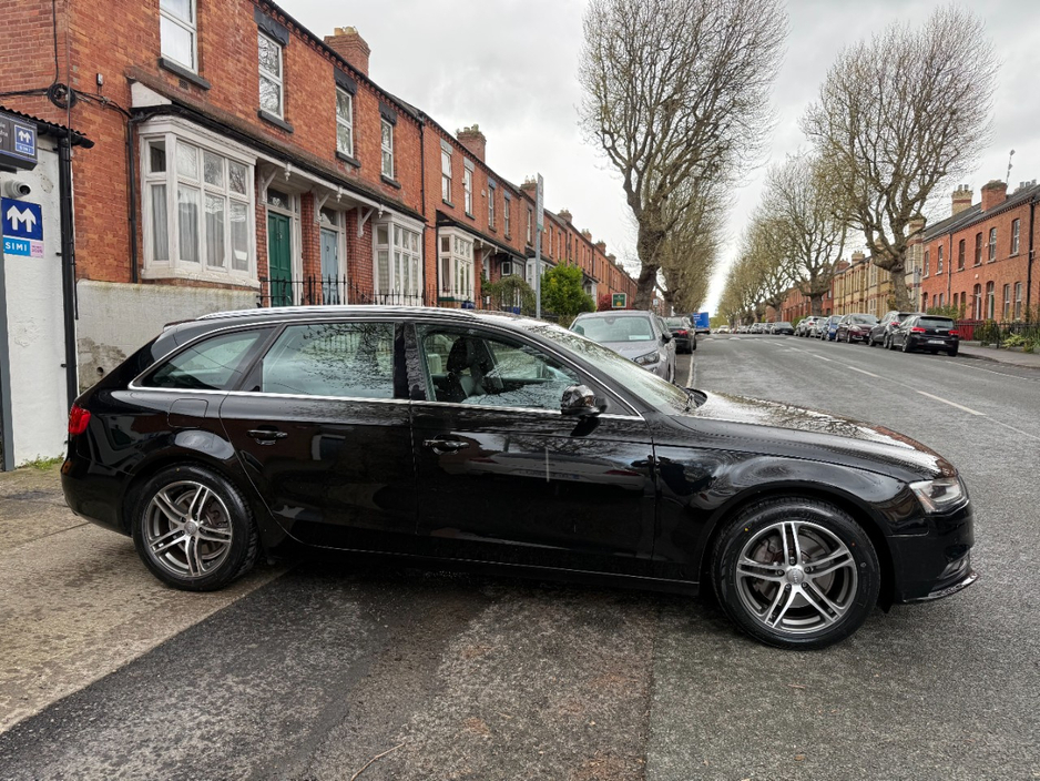 2015 Audi A4 - image 4