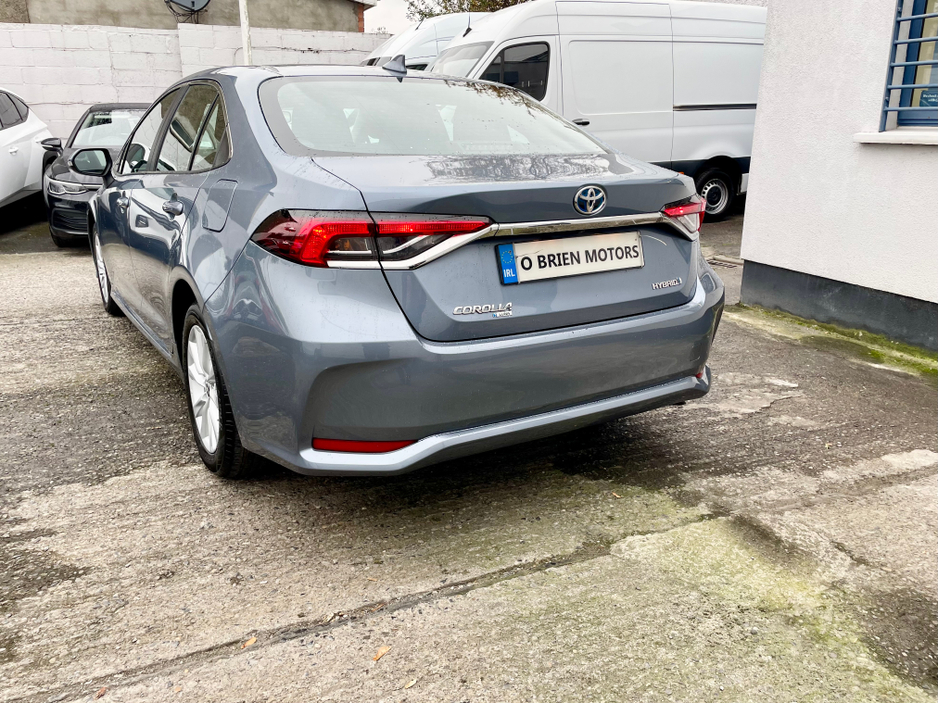 2024 Toyota Corolla LUNA SALOON 4DR AUTO 1.8 PETROL/ELECTRIC SELF CHARGING HYBRID €27,950