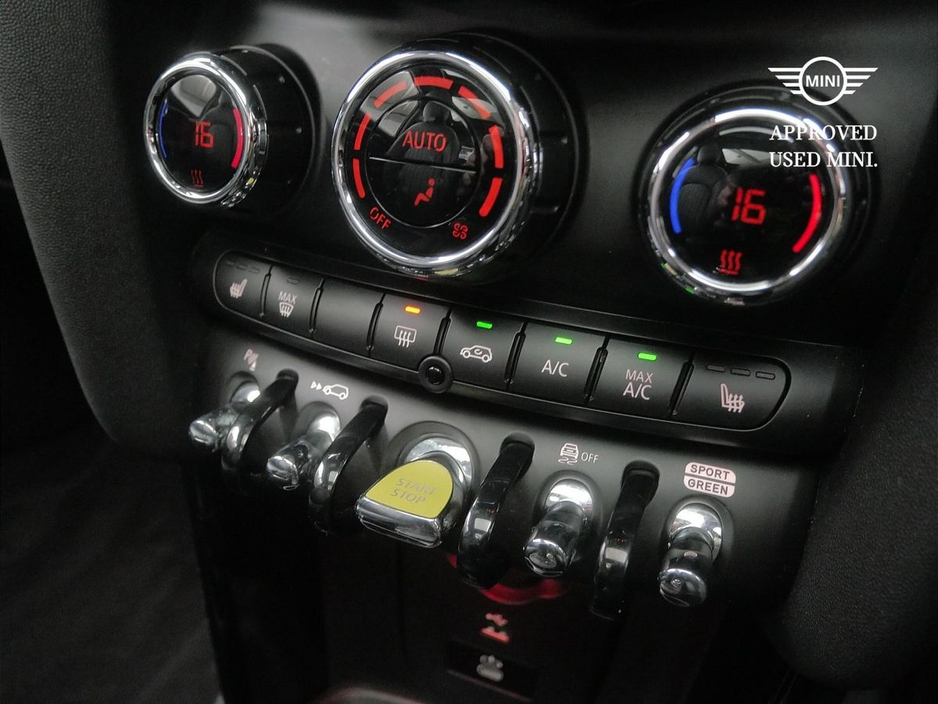 2023 MINI Hatch - image 26