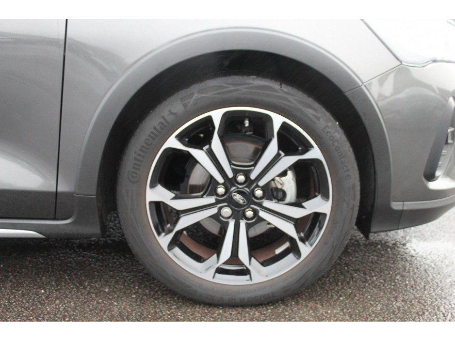 2024 Ford Focus - image 18