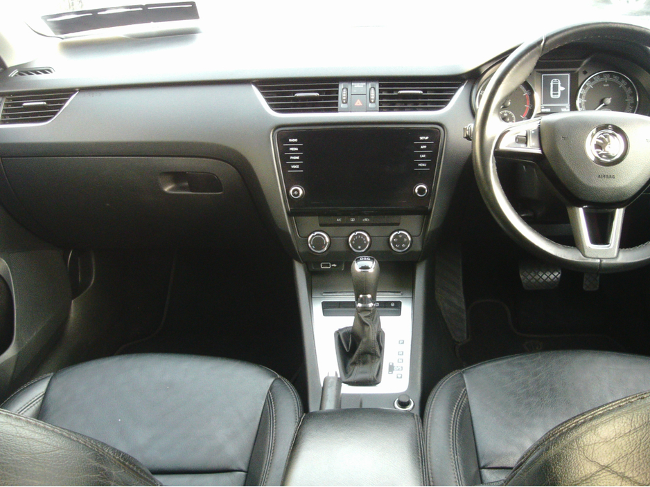 2019 Skoda Octavia - image 7