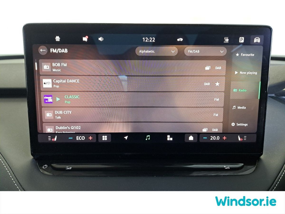 2025 Skoda Enyaq - image 15