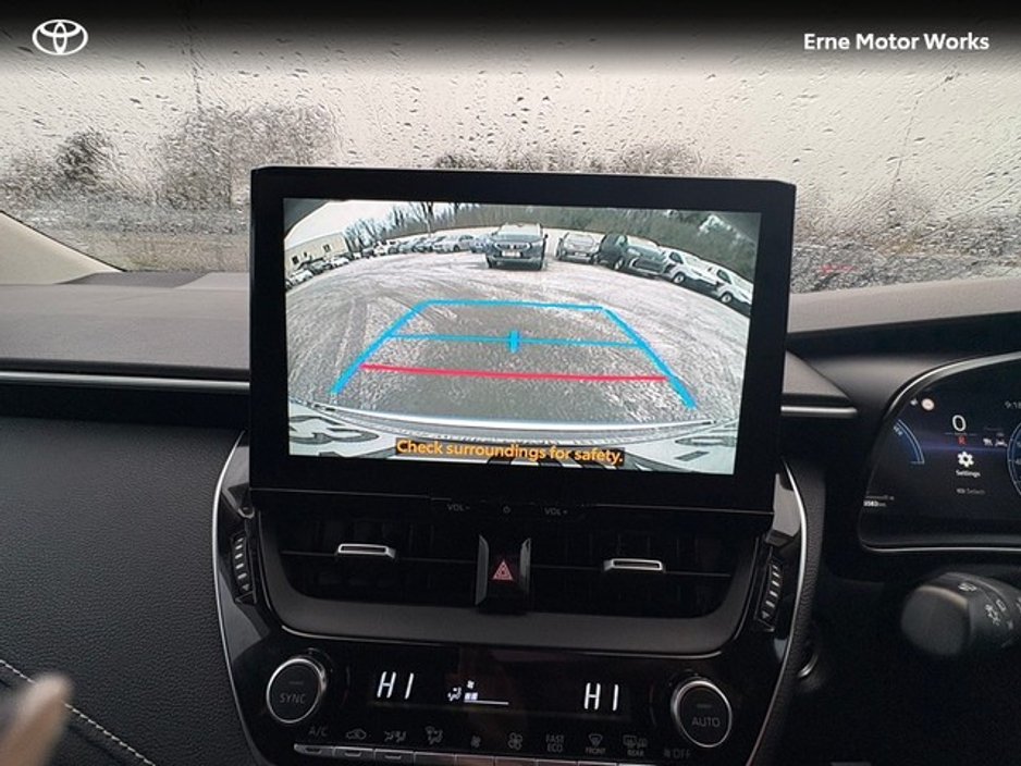 2023 Toyota Corolla COROLLA HYB LUNA Sport SALOON €28,995