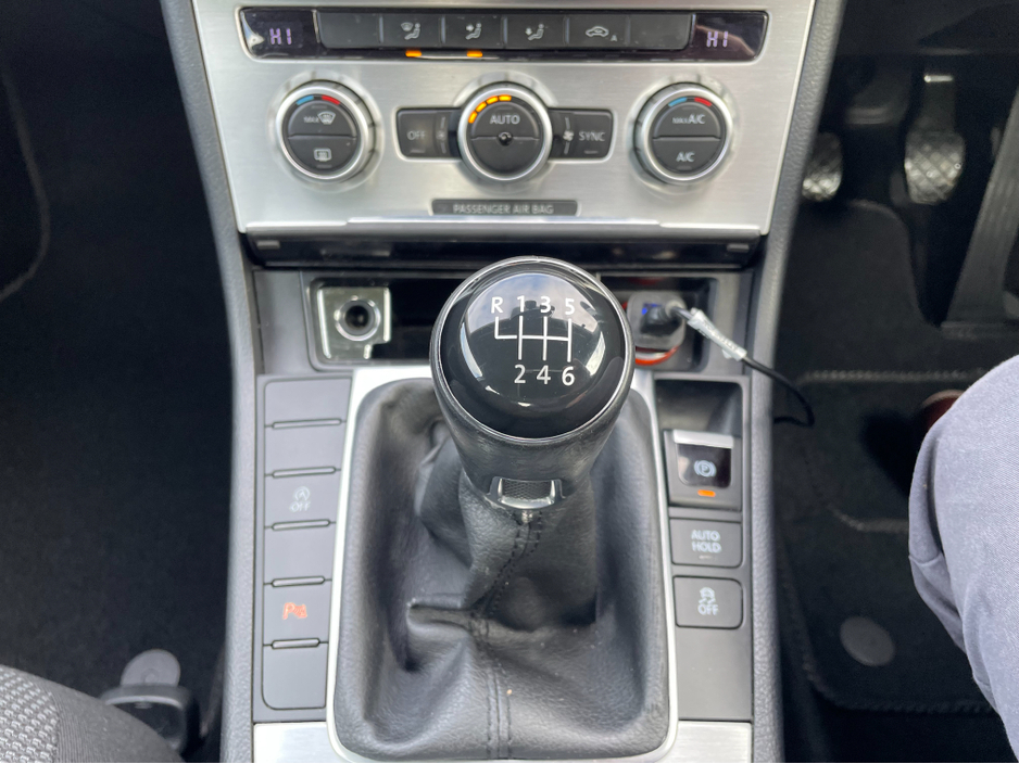 2014 Volkswagen Passat 1.6 TDI COMFORTLINE BMT SALOON €6,950