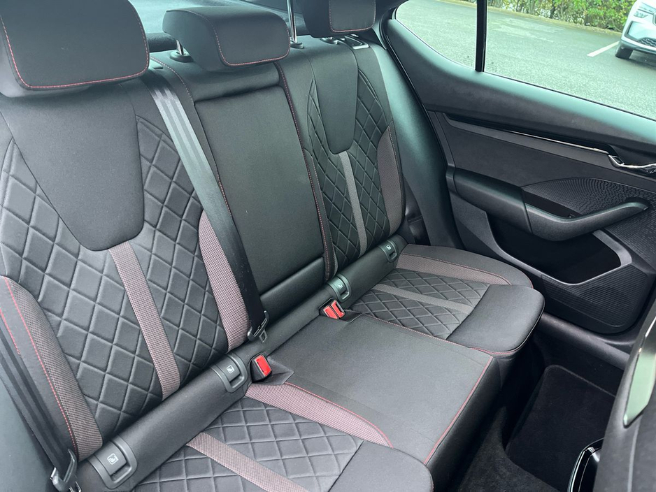 2024 Skoda Octavia - image 10