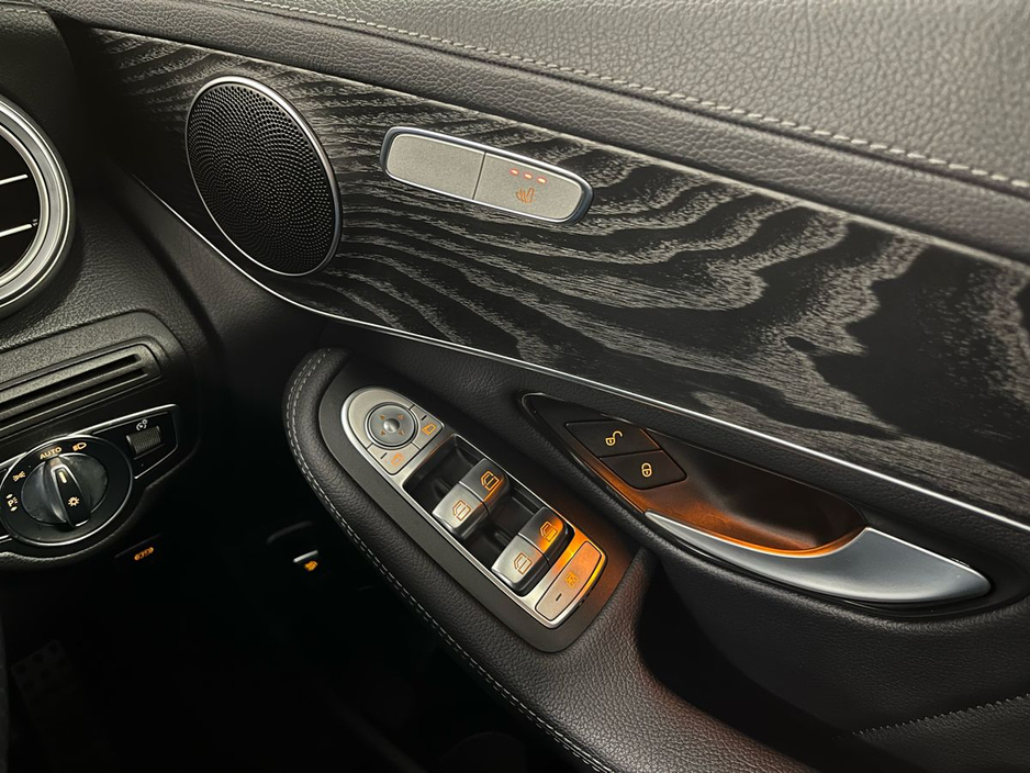 2021 Mercedes-Benz GLC Class - image 20