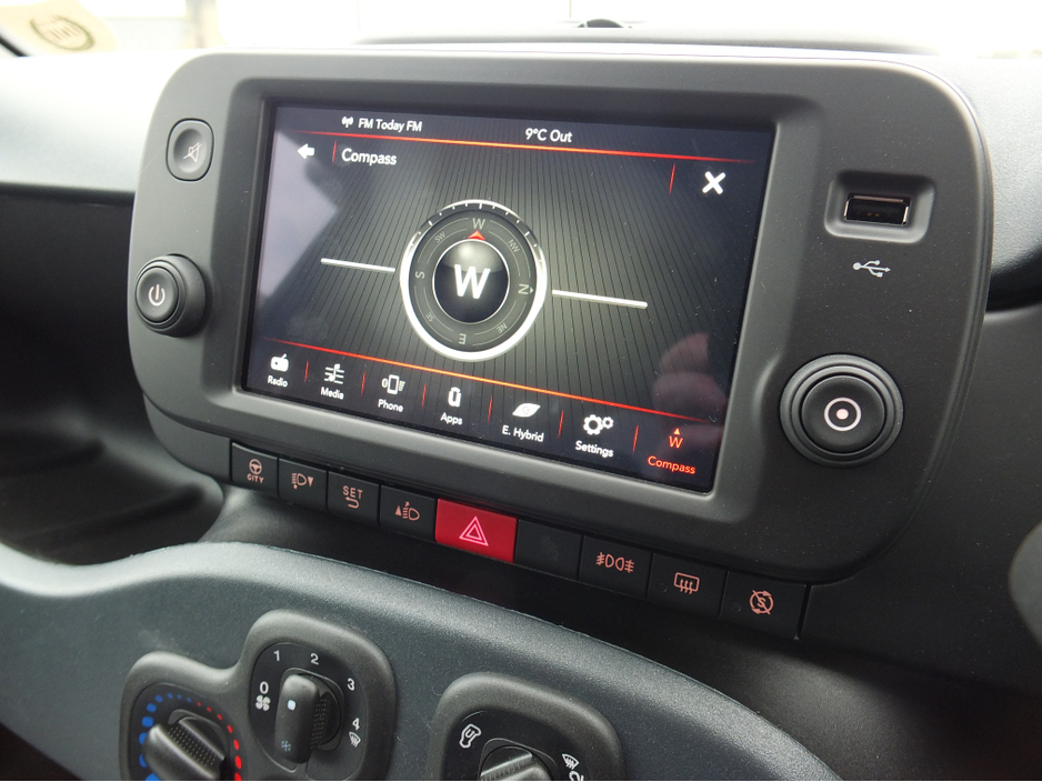 2025 Fiat Panda 1.0 CROSS 5DR €18,750