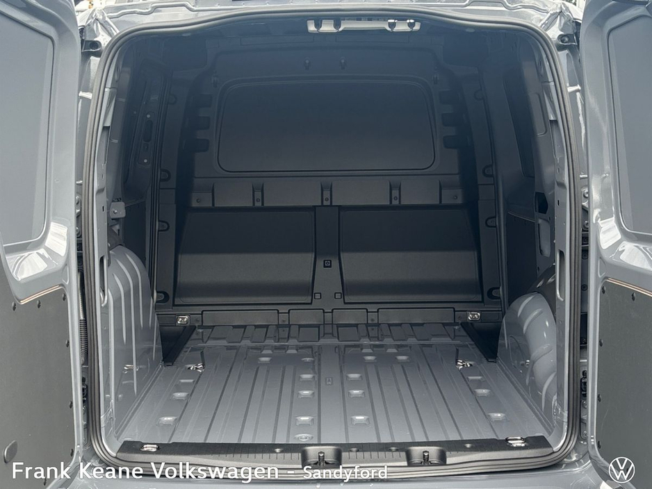 2026 Volkswagen Caddy - image 10